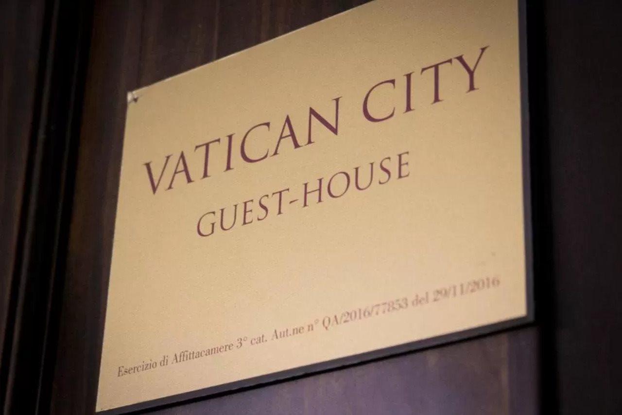 Vatican City Guest House Рим Екстериор снимка