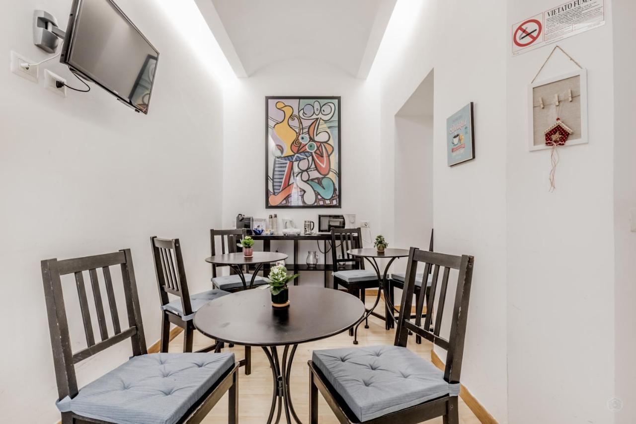 Vatican City Guest House Рим Екстериор снимка