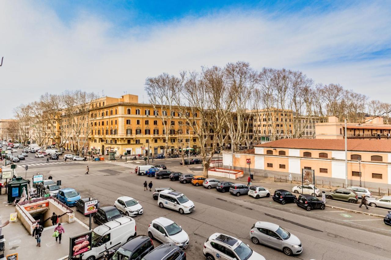 Vatican City Guest House Рим Екстериор снимка