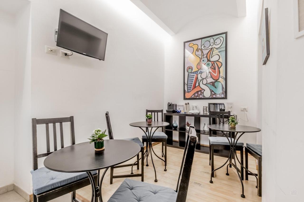Vatican City Guest House Рим Екстериор снимка