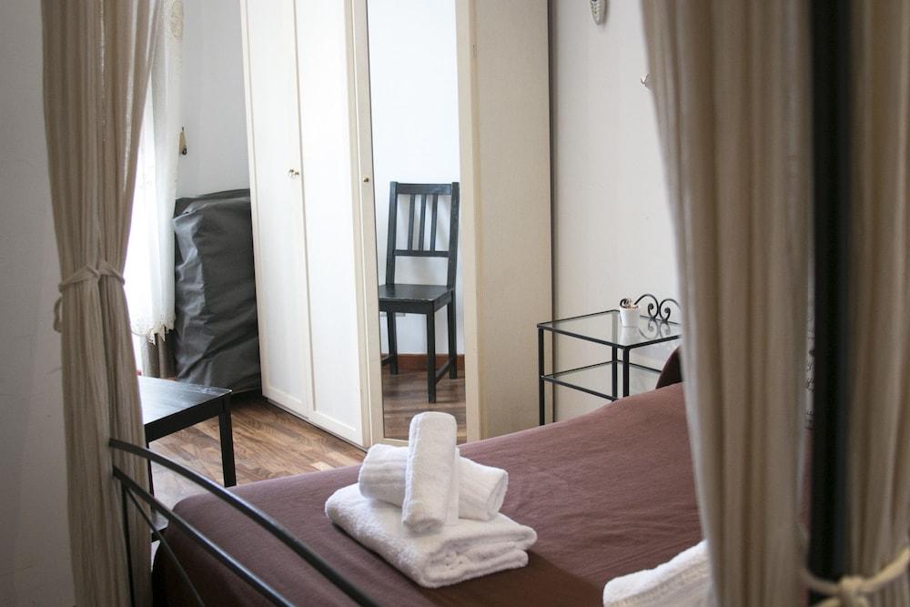 Vatican City Guest House Рим Екстериор снимка